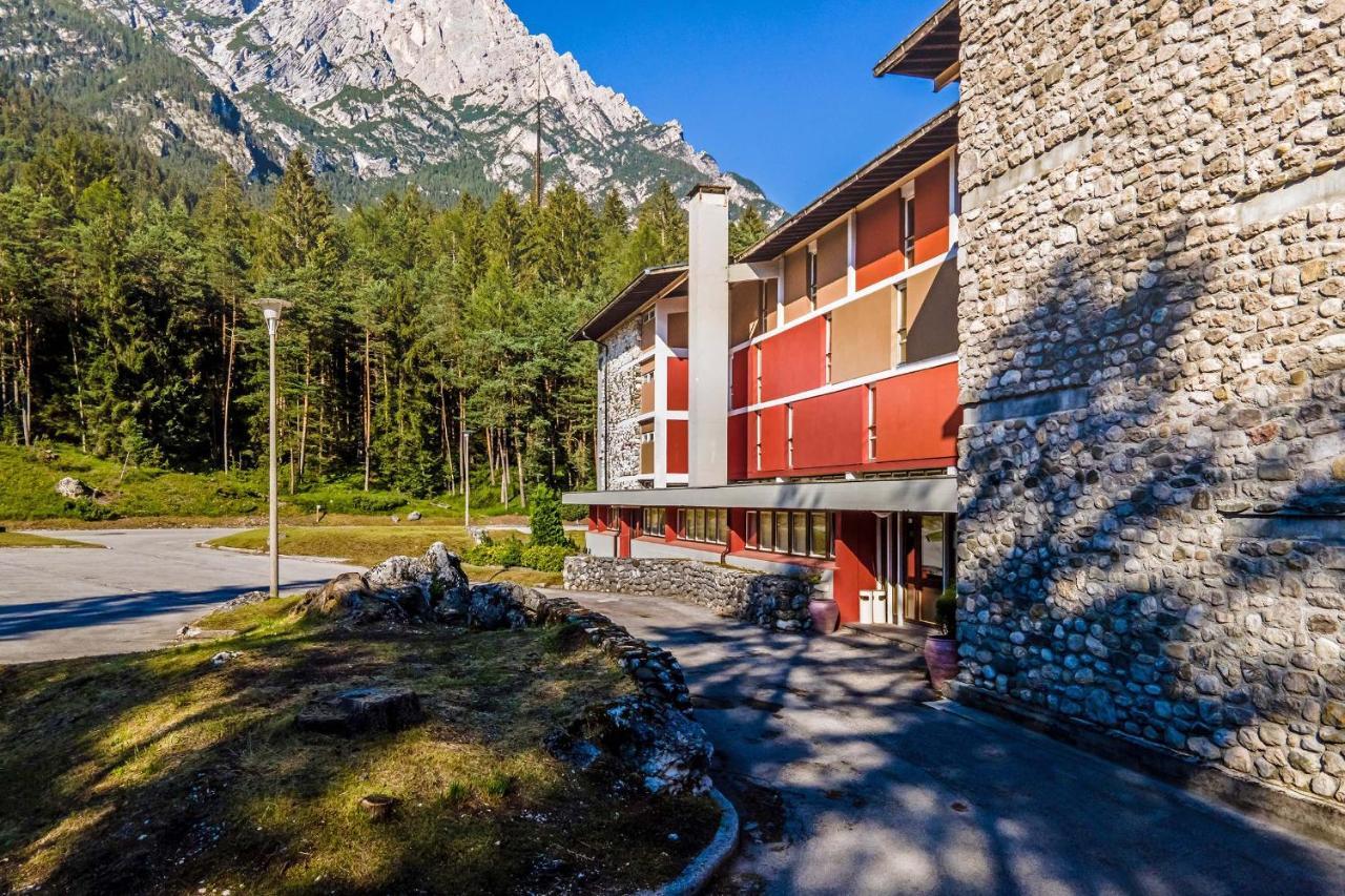Appartamenti Corte Residence ボルカ・ディ・カドーレ エクステリア 写真